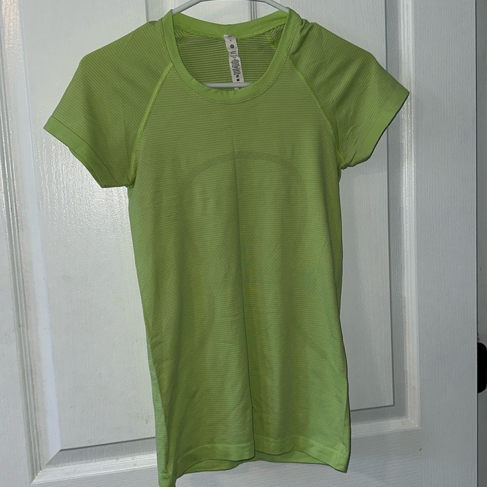 bright yellow/green swiftly tech lululemon size 4